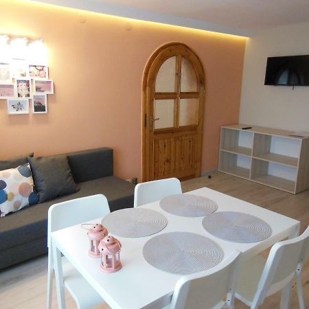 Apartamenty Jester Wroclaw Exterior photo